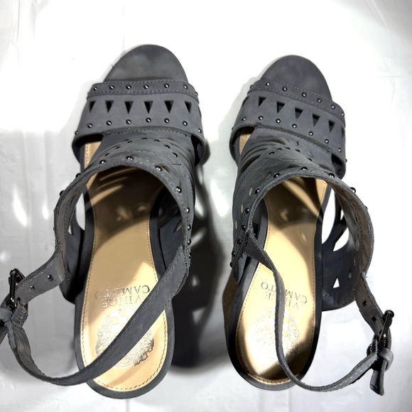 Vince Camuto Women's Charcoal Heels - Picture 5 of 7